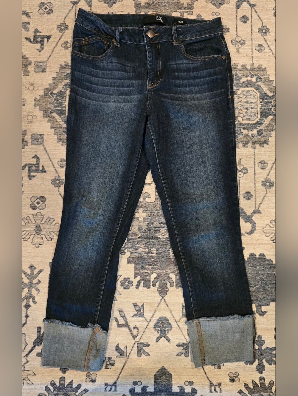 1822 Taylor Denim Dark Blue Cuffed Cropped Jeans